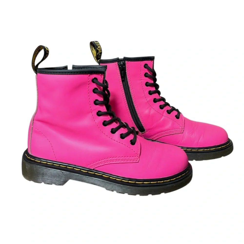 Dr. Martens Girls Romario Boathouse Pink Leather Lace Up Chunky Boot 2 Youth